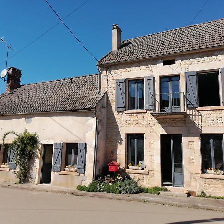 Hotier Des Fees Villa Andryes Dış mekan fotoğraf
